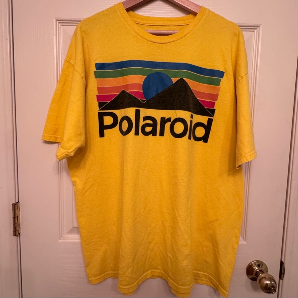 Vintage Polaroid Yellow Graphic T-shirt